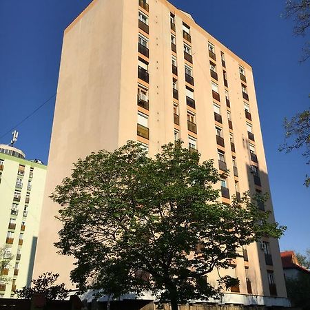 Hetedik Apartman Pecs Exterior photo