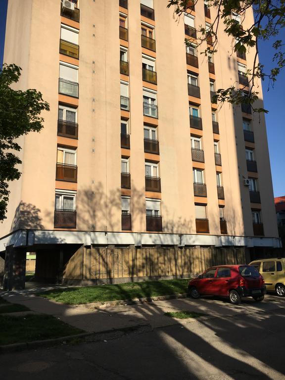 Hetedik Apartman Pecs Exterior photo